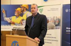 Dariusz Królik wygłasza przemówienie