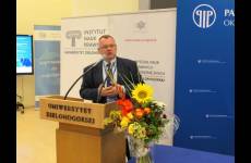Prof. Jakub Stelina